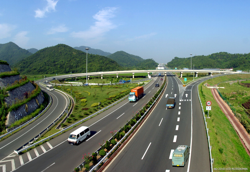 高速公路移动信号全覆盖解决方案